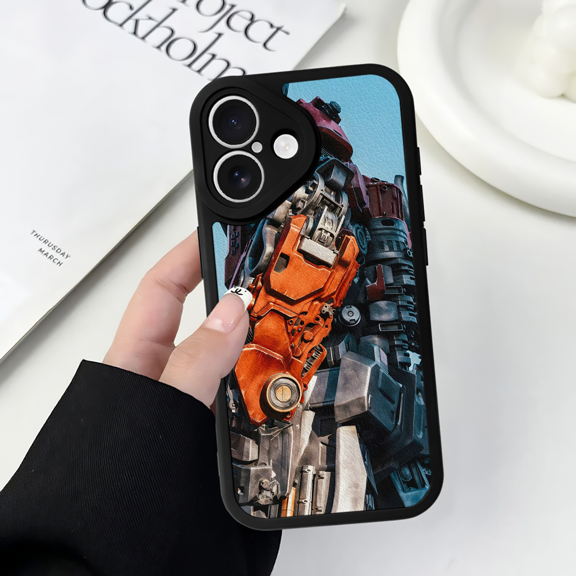（画像用） Transformers トランスフォーマー 【iPhone 16シリーズ対応】シリコンスマホケース（レザー調） 材質：シリコン